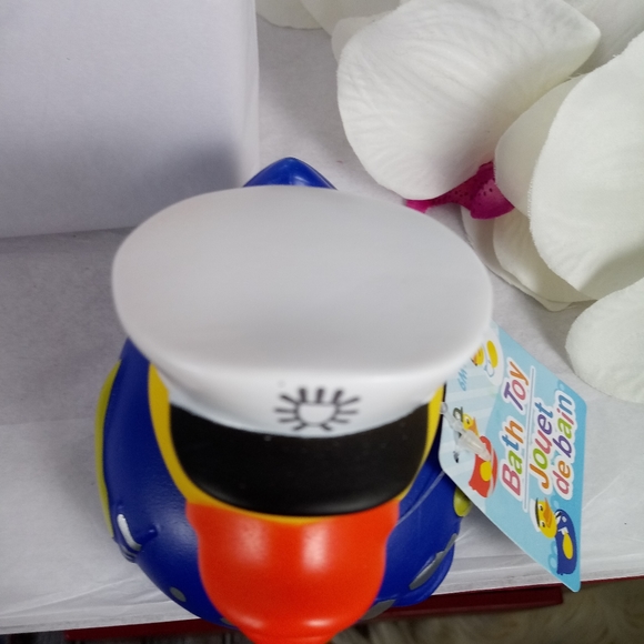 🎈4/$12 Police Man Novelty Rubber Ducky NEW - Picture 3 of 15